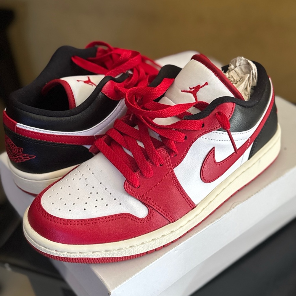 Jordan Red and Black Women's Sneakers - Picture 4 of 9